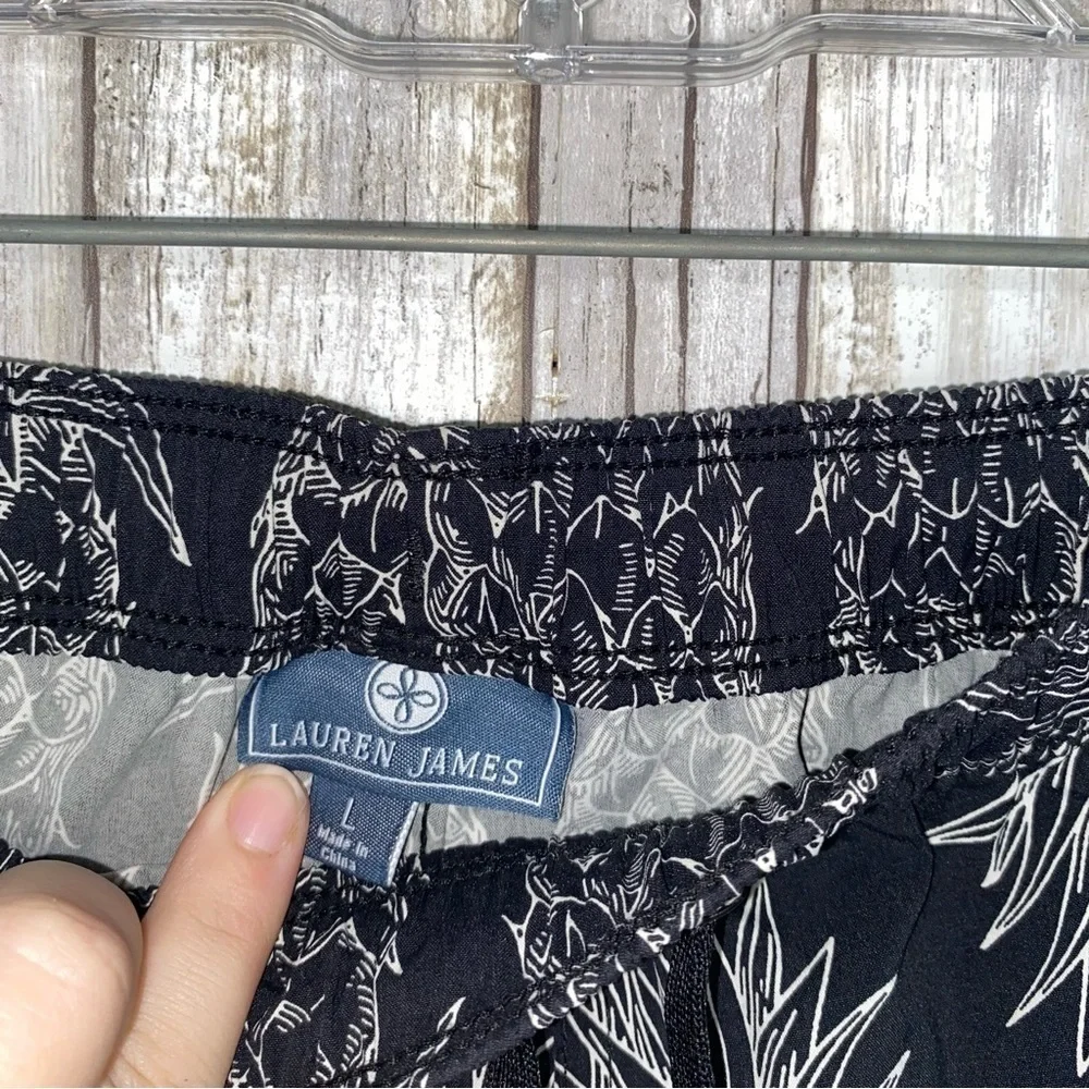 Lauren James Black Pineapple Shorts - Picture 4 of 5